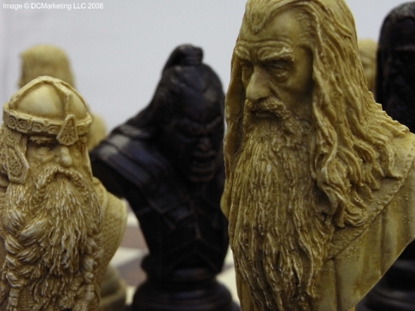 Lord of the Rings Plain Theme Chess Set